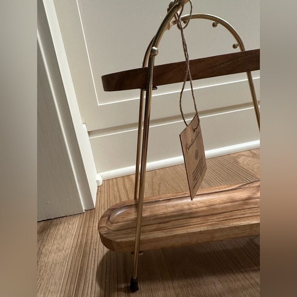 Modern jewelry box stand - Picture 4 of 5